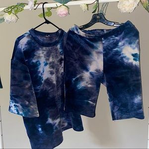 2 Piece Blue velvet tie dye FASHIONNOVA Set